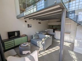 mini loft Lido with own sunny & private garden